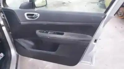 Здавання транспортного засобу peugeot 307 break / sw (s1) nfu року 2004 потужний 