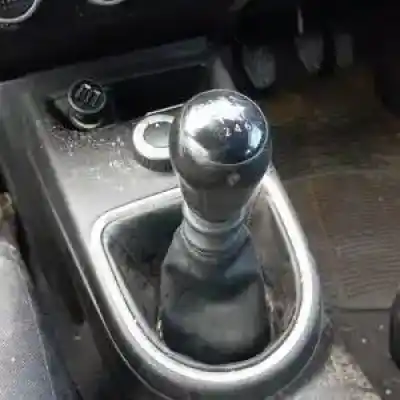 Veicolo di demolizione nissan x-trail (t31) m9r/110 dell'anno 2007 alimentato 