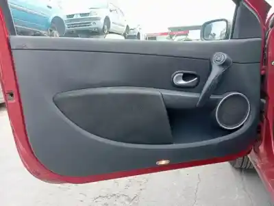 Veículo de Sucata renault clio iii m4r700 do ano 2006 alimentado 