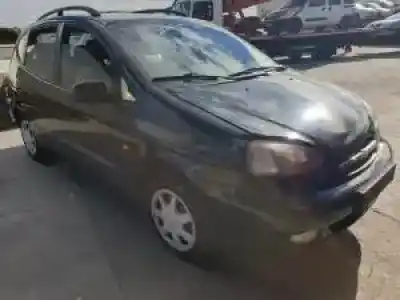 Sloopvoertuig chevrolet tacuma monospace (u100) 2.0 van het jaar 2004 aangedreven 