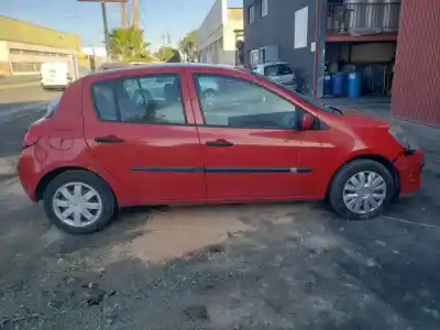 Veículo de Sucata renault clio iii k9k766 do ano 2005 alimentado 
