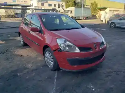 Veículo de Sucata renault clio iii k9k766 do ano 2005 alimentado 