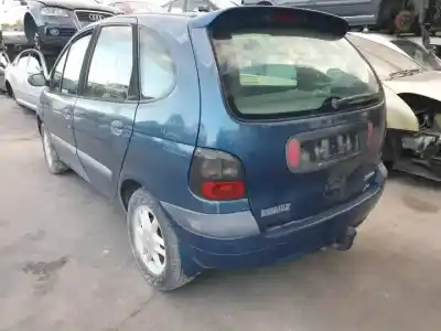 Scrapping Vehicle renault megane i scenic (ja0) k7m702 of the year 1996 powered 