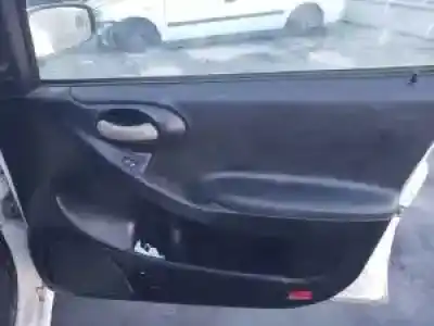 Veículo de Sucata fiat stilo (192) 192a8000 do ano 2005 alimentado 