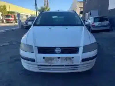 Veículo de Sucata fiat stilo (192) 192a8000 do ano 2005 alimentado 