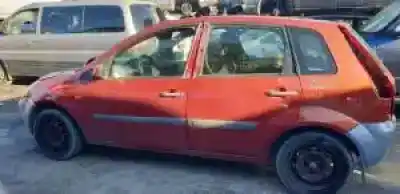 Veículo de Sucata ford fiesta (cbk) f6ja.f6jb do ano 2002 alimentado 