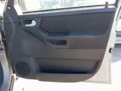 Veicolo di demolizione opel meriva z16se dell'anno 2003 alimentato 