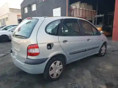 Scrapping Vehicle renault scenic (ja..) k4m700 of the year 2002 powered 