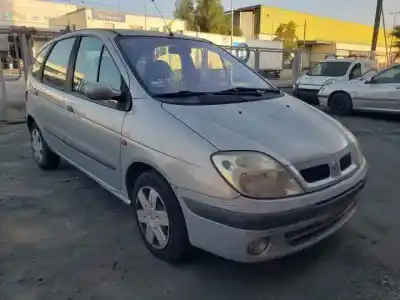 Scrapping Vehicle renault scenic (ja..) k4m700 of the year 2002 powered 