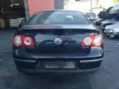 Veículo de Sucata volkswagen passat berlina (3c2) d-bkp do ano 2005 alimentado 