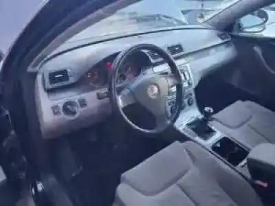 Veículo de Sucata volkswagen passat berlina (3c2) d-bkp do ano 2005 alimentado 