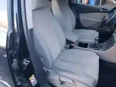 Veículo de Sucata volkswagen passat berlina (3c2) d-bkp do ano 2005 alimentado 