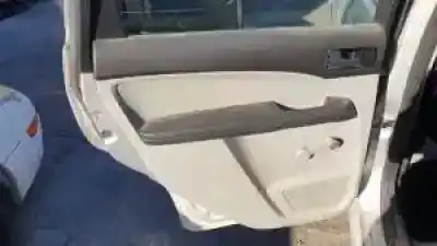 Veicolo di demolizione ford focus c-max (cap) aoda.aodb.syda.g6da.hwda dell'anno 2003 alimentato 