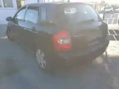 Veicolo di demolizione kia cerato (ld) d4fb/1.6crdi 115 cv dell'anno 2006 alimentato 