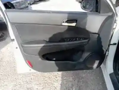 Veicolo di demolizione hyundai i30 (fd) d4fb dell'anno 2008 alimentato 