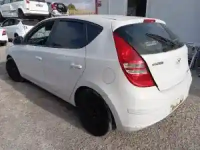Veicolo di demolizione hyundai i30 (fd) d4fb dell'anno 2008 alimentato 