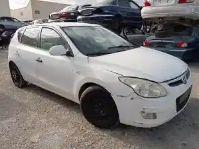 Veicolo di demolizione hyundai i30 (fd) d4fb dell'anno 2008 alimentato 