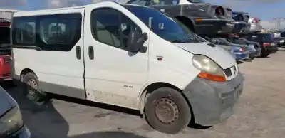 Scrapping Vehicle renault trafic combi (ab 4.01) f9q762 of the year 2001 powered 