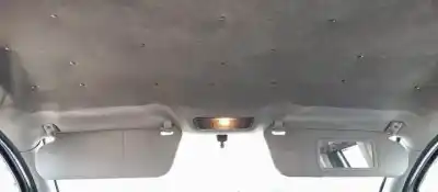 Veicolo di demolizione opel zafira a y22dtr dell'anno 2003 alimentato 