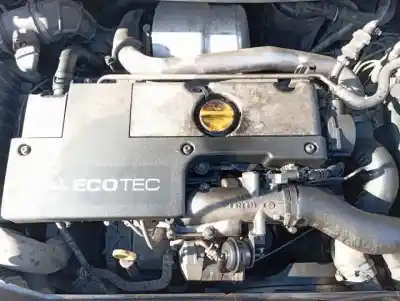 Veicolo di demolizione opel zafira a y22dtr dell'anno 2003 alimentato 