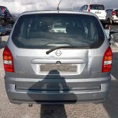 Veicolo di demolizione opel zafira a y22dtr dell'anno 2003 alimentato 