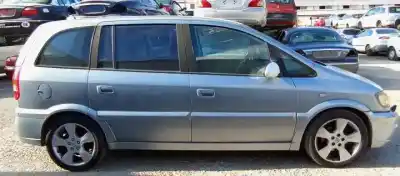 Veicolo di demolizione opel zafira a y22dtr dell'anno 2003 alimentato 