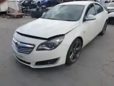 Verschrottungsfahrzeug opel insignia berlina a20dth des jahres 2013 angetrieben 