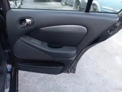 Veículo de Sucata jaguar s-type 7b.7g do ano 2004 alimentado 