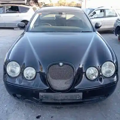 Veículo de Sucata jaguar s-type 7b.7g do ano 2004 alimentado 