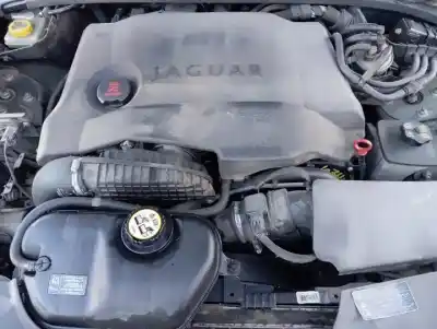 Veículo de Sucata jaguar s-type 7b.7g do ano 2004 alimentado 