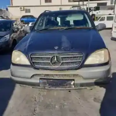 Veículo de Sucata mercedes-benz clase m (w163) 112942 do ano 1997 alimentado 