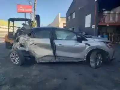 Sloopvoertuig renault captur ii h4d470 van het jaar 2020 aangedreven 