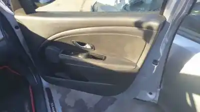 Veículo de Sucata renault megane iii berlina 5 p h5f400 do ano 2014 alimentado 