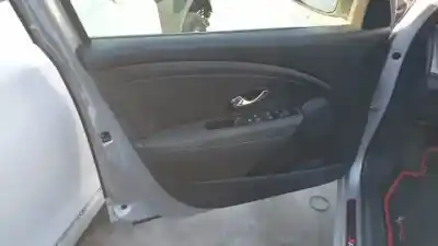 Veículo de Sucata renault megane iii berlina 5 p h5f400 do ano 2014 alimentado 