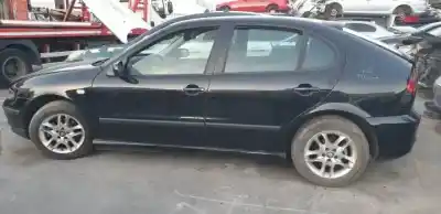 Здавання транспортного засобу seat leon (1m1) d-asv року 1999 потужний 
