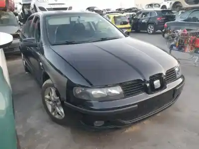 Здавання транспортного засобу seat leon (1m1) d-asv року 1999 потужний 