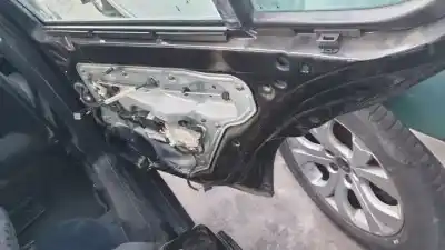 Здавання транспортного засобу seat leon (1m1) d-asv року 1999 потужний 