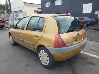 Здавання транспортного засобу renault clio ii fase i (b/cbo) d7f720 року 1999 потужний 