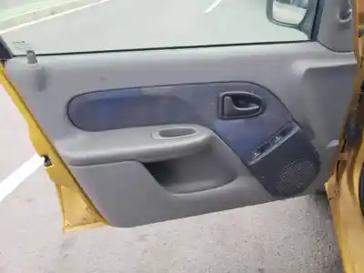 Здавання транспортного засобу renault clio ii fase i (b/cbo) d7f720 року 1999 потужний 