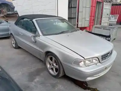 Здавання транспортного засобу volvo c70 cabriolet b5204t4 року 1999 потужний 