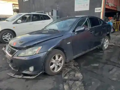 Здавання транспортного засобу lexus is200 (ds2/is2) 2adfhv року 2005 потужний 
