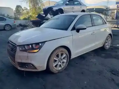 Здавання транспортного засобу AUDI A1 (8X) CBZA року 2011 потужний 