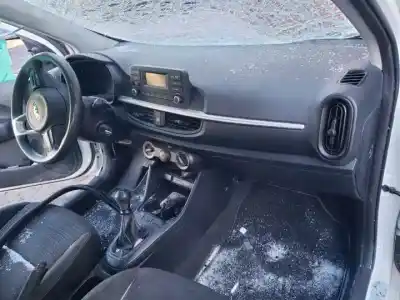 Scrapping Vehicle kia picanto (ja) g3la of the year 2018 powered 