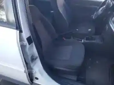 Verschrottungsfahrzeug opel vectra c berlina d-y20dth des jahres 2002 angetrieben 