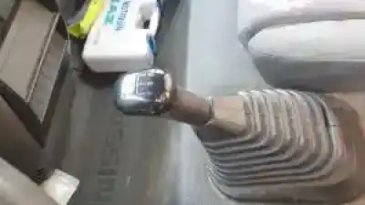 Véhicule à la ferraille nissan atleon (tk) bd30ti de l'année 2000 alimenté 