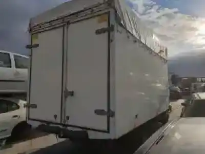 Véhicule à la ferraille nissan atleon (tk) bd30ti de l'année 2000 alimenté 