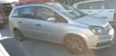 Veicolo di demolizione opel zafira b z19dtl dell'anno 2005 alimentato 