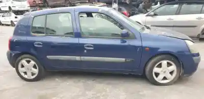 Здавання транспортного засобу renault clio ii fase ii (b/cb0) k9k700 року 2001 потужний 