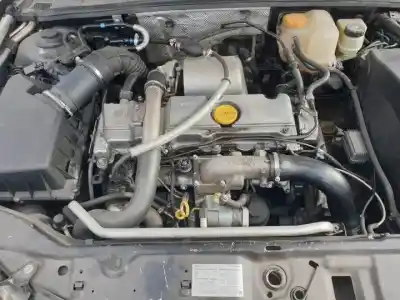 Verschrottungsfahrzeug opel vectra c berlina d-y20dth des jahres 2002 angetrieben 