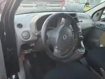 Véhicule à la ferraille fiat ii panda (169) 188a4000 de l'année 2003 alimenté 